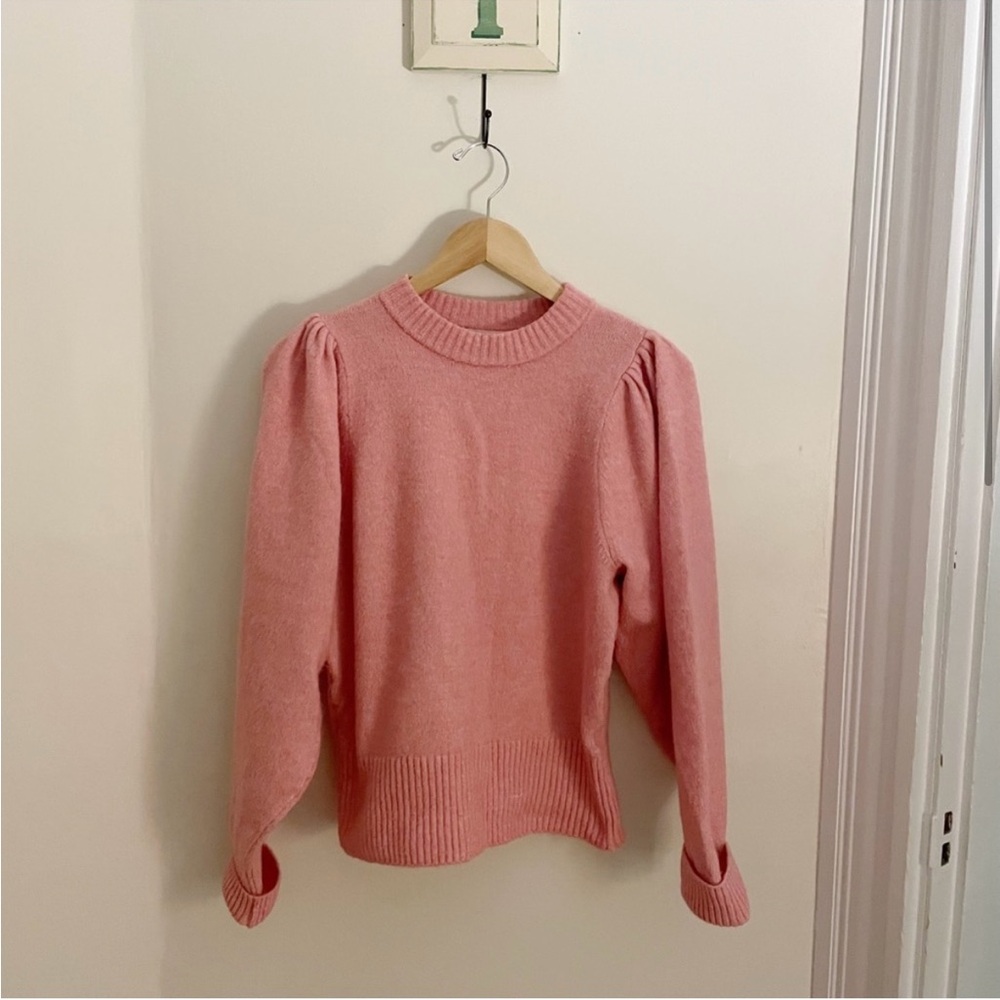 H&M pink puff shoulder sweater